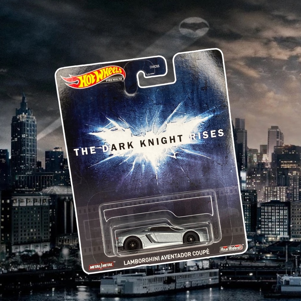 Hot Wheels - The Dark Knight Rises Lamborghini Aventador Coupe 2019 Mattel DC